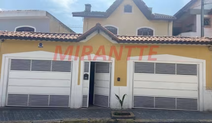 Sobrado de 320m² com 3 quartos em Jardim Virginia Bianca