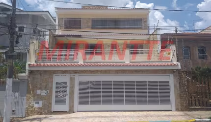 Sobrado de 207m² com 3 quartos em Vila Guilherme