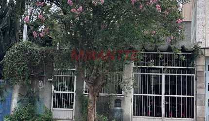 Sobrado de 160m² com 3 quartos em Santa Terezinha