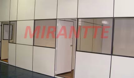 Comercial de 350m² em Penha
