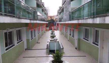 Cond. fechado de 120m² com 3 quartos em Vila Mazzei