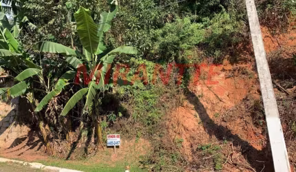 Terreno de 1002m² em Serra Da Cantareira
