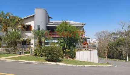 Sobrado de 351m² com 3 quartos em Jardim Fazenda Rincão