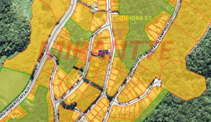 Terreno em Jardim Peri