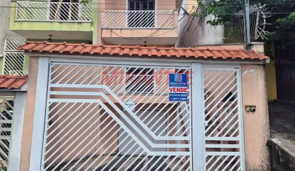 Sobrado de 80m² com 2 quartos em Jardim Peri