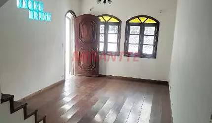 Sobrado de 213m² com 4 quartos em Vila Irmaos Arnoni