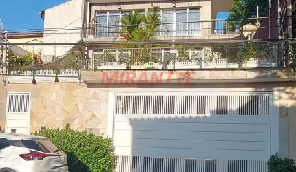 Sobrado de 249m² com 3 quartos em Tremembe