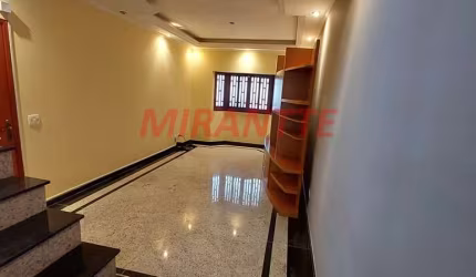 Sobrado de 190m² com 3 quartos em Vila Rosália