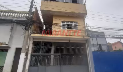 Sobrado de 132m² com 3 quartos em Vila Amalia