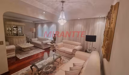 Apartamento de 210m² com 3 quartos em Santana