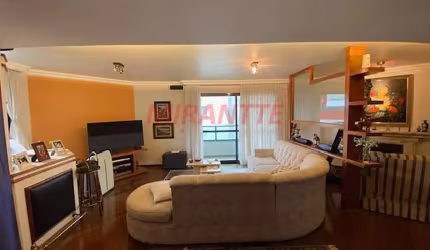 Apartamento de 158m² com 3 quartos em Santana