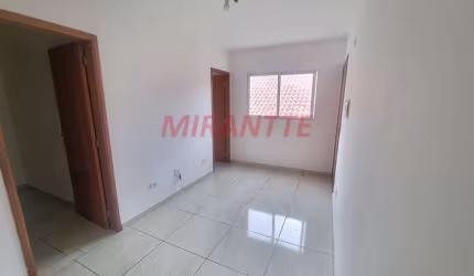 Apartamento de 44m² com 2 quartos em Vila Gustavo