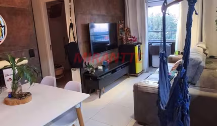 Apartamento de 51m² com 2 quartos em Jaçana