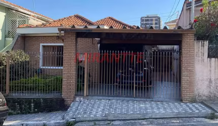 Casa terrea de 120m² com 3 quartos em Chora Menino