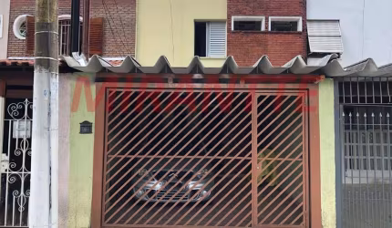 Sobrado de 110m² com 3 quartos em Santa Terezinha