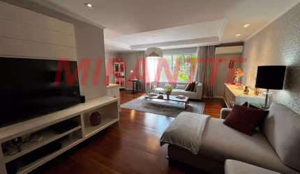 Sobrado de 260m² com 4 quartos em Tucuruvi