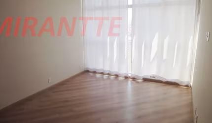 Apartamento de 77m² com 2 quartos em Santana