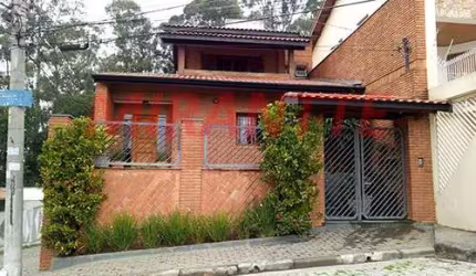 Sobrado de 350m² com 4 quartos em Santana
