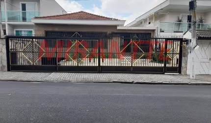 Casa terrea de 376m² com 6 quartos em Vila Nivi