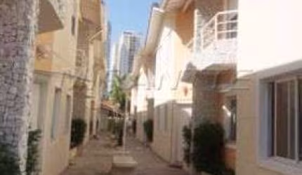 Cond. fechado de 145m² com 3 quartos em Mandaqui