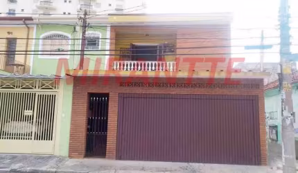 Sobrado de 200m² com 3 quartos em Santana