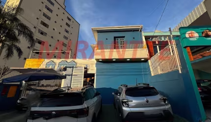 Comercial de 250m² em Santana