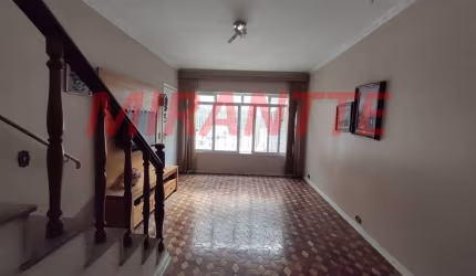 Sobrado de 170m² com 3 quartos em Vila Nivi