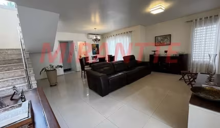 Sobrado de 249m² com 4 quartos em Jardim França