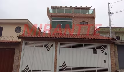Casa terrea de 239m² com 4 quartos em Vila Gustavo