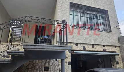 Sobrado de 245m² com 6 quartos em Vila Maria Alta