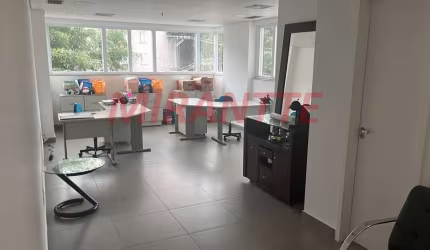 Comercial de 39.87m² em Santana
