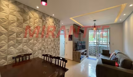 Apartamento de 50m² com 2 quartos em Limão