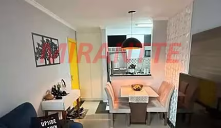 Apartamento de 55m² com 2 quartos em Vila Constança