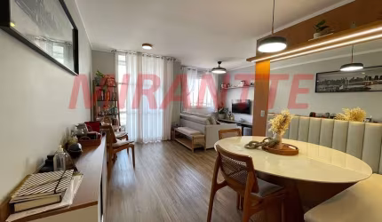 Apartamento de 61m² com 2 quartos em Limão
