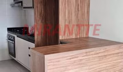 Apartamento de 67m² com 3 quartos em Água Fria