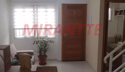 Cond. fechado de 70m² com 2 quartos em Jardim do Colégio (Zona Norte)