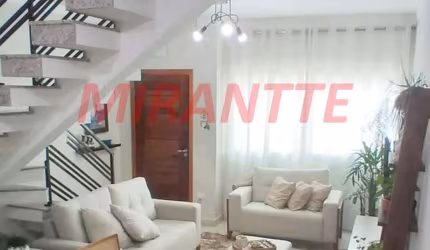 Cond. fechado de 101m² com 3 quartos em Vila Rosa