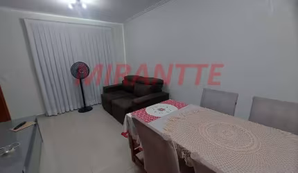 Cond. fechado de 66m² com 2 quartos em Vila Mazzei