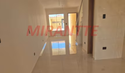 Sobrado de 108m² com 3 quartos em Vila Nivi