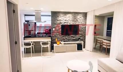 Apartamento de 72m² com 2 quartos em Santa Teresinha