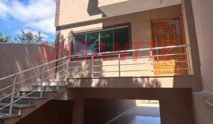Sobrado de 177m² com 3 quartos em Vila Pedra Branca