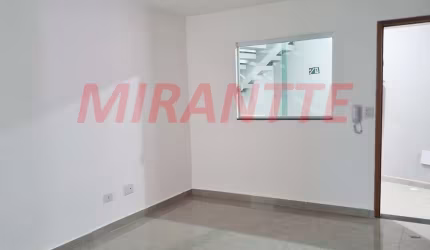 Cond. fechado de 44m² com 2 quartos em Vila Dom Pedro II