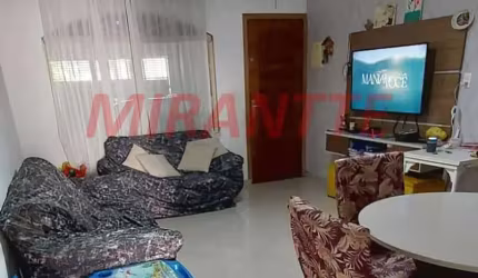 Sobrado de 120m² com 2 quartos em Jardim Tremebé
