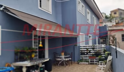 Sobrado de 350m² com 6 quartos em Centro