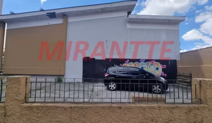 Outros de 555.84m² com 4 quartos em Centro