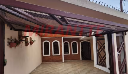 Sobrado de 177m² com 3 quartos em Vila Maria Alta