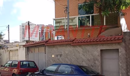 Sobrado de 280m² com 3 quartos em Santana