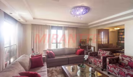 Apartamento de 240m² com 3 quartos em Santana
