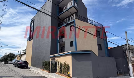 Apartamento de 38m² com 2 quartos em Jaçana