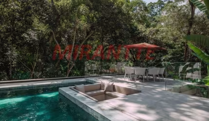 Cond. fechado de 600m² com 4 quartos em Jardim Tremembé